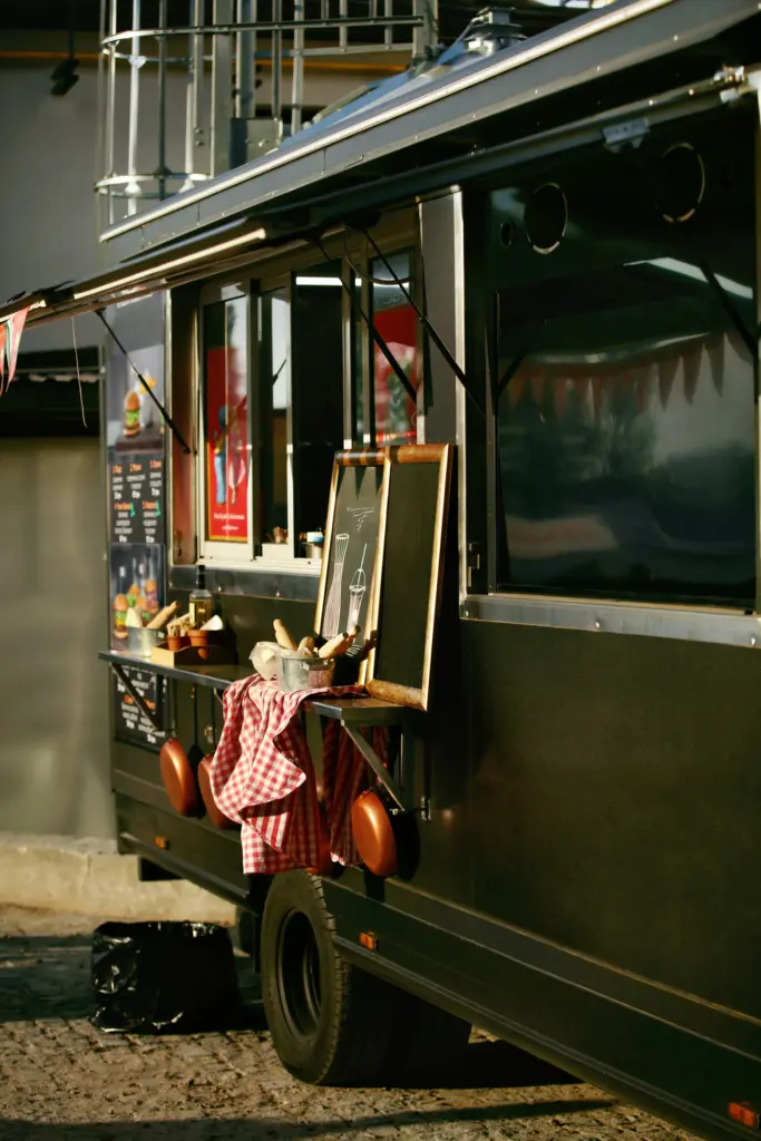 A food truck at a construction site. 